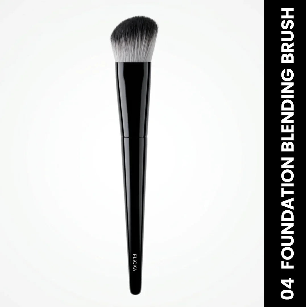 04 Foundation Blending Brush